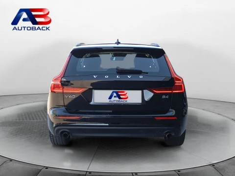 Volvo V60 2.0 B4 (D) Momentum Auto