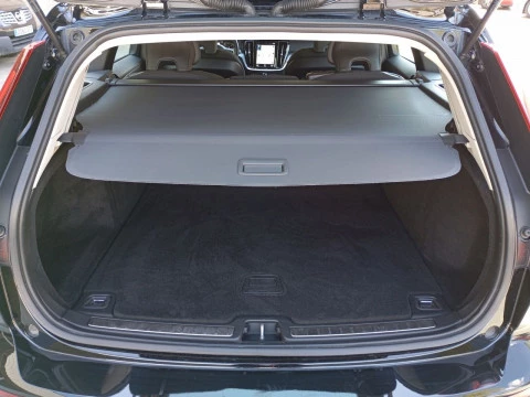 Volvo V60 2.0 B4 (D) Momentum Auto