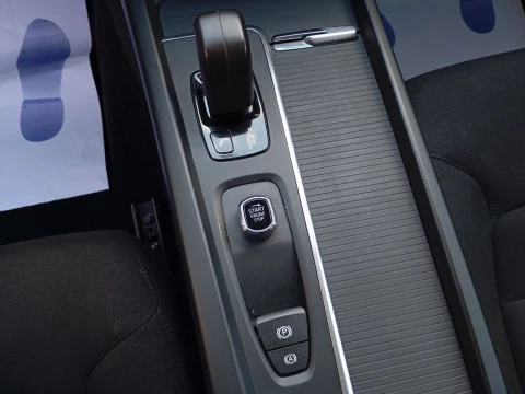 Volvo V60 2.0 B4 (D) Momentum Auto