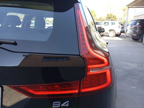 Volvo V60 2.0 B4 (D) Momentum Auto