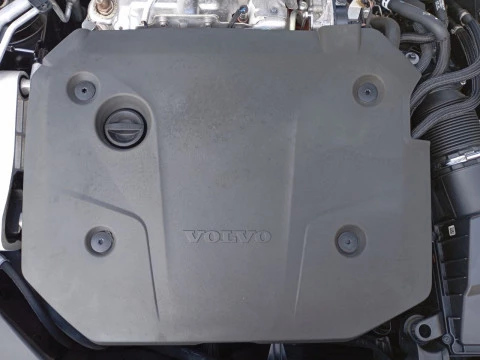 Volvo V60 2.0 B4 (D) Momentum Auto