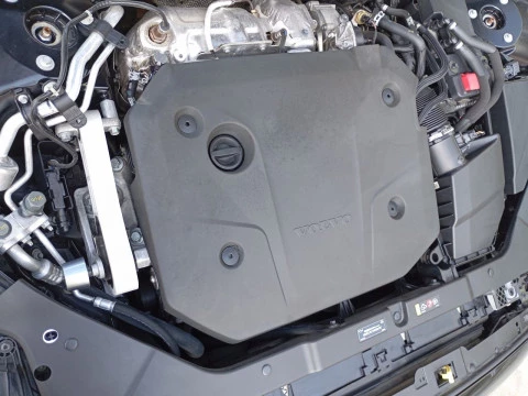 Volvo V60 2.0 B4 (D) Momentum Auto