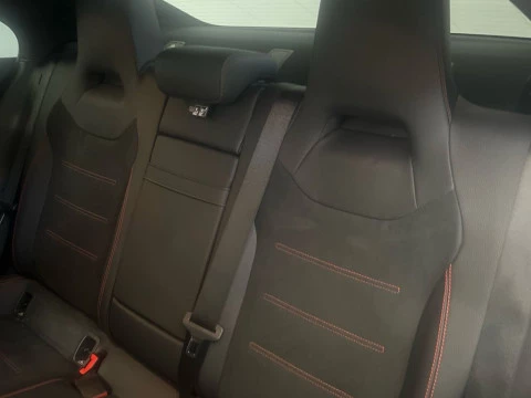 Mercedes-Benz CLA 220 D DCT