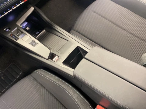 Peugeot 308 Nuevo  5p Style Gasolina 130 S&S EAT8