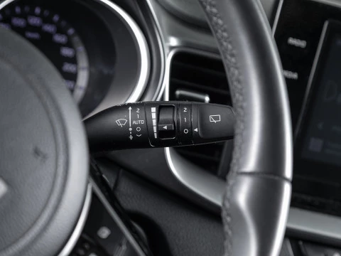 Kia XCeed 1.0 T-GDi Drive 88kW (120CV) Kia XCeed 1.0 T-GDi Drive 88kW (120CV)