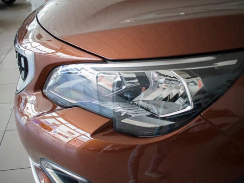 Peugeot 3008 1.5 BLUEHDI 96KW ALLURE S&S 5P