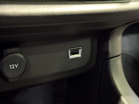 Citroën C3 BlueHDi 100 SANDS Feel Pack 75 kW (102 CV)