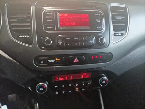 Kia Carens 1.6 GDi 99kW (135CV) Concept