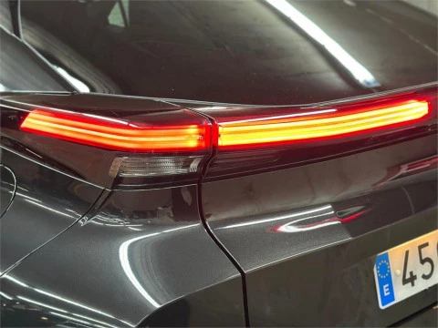 Toyota C-HR - Advance Hybrid 140