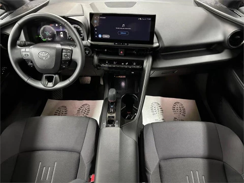 Toyota C-HR - Advance Hybrid 140