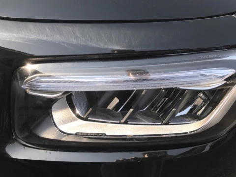 Mercedes-Benz GLB  200 d