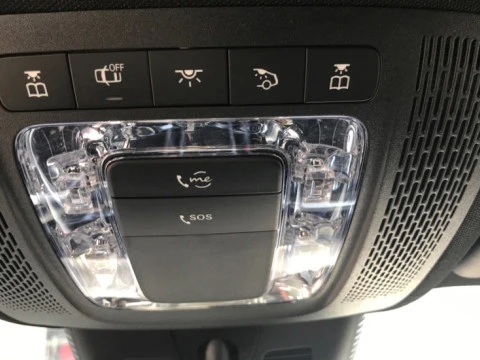 Mercedes-Benz GLB  200 d