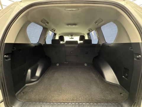 Toyota Land Cruiser 200  GX 5p MANUAL 204cv