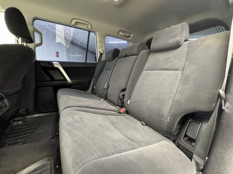 Toyota Land Cruiser 200  GX 5p MANUAL 204cv