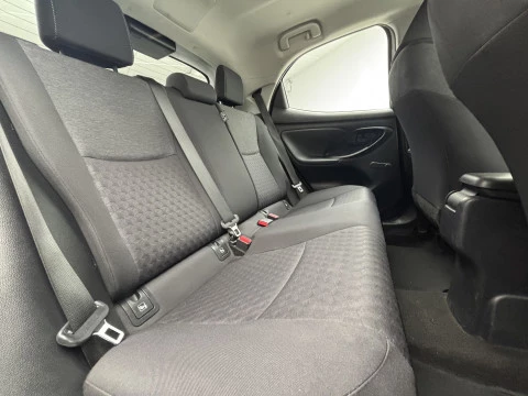 Toyota Yaris 1.5 120H Business Plus