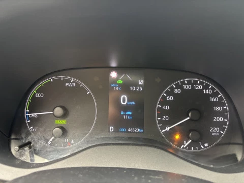 Toyota Yaris 1.5 120H Business Plus