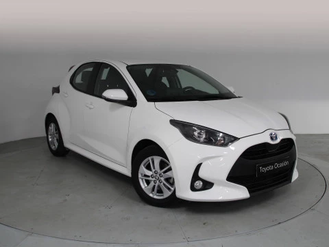 Toyota Yaris 1.5 120H Business Plus