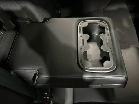 Volvo XC60 2.0 B4 D MOMENTUM PRO AUTO 4WD 197 5P