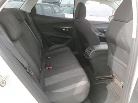 Peugeot 3008 1.5 BlueHDi 96kW (130CV) S&S Style