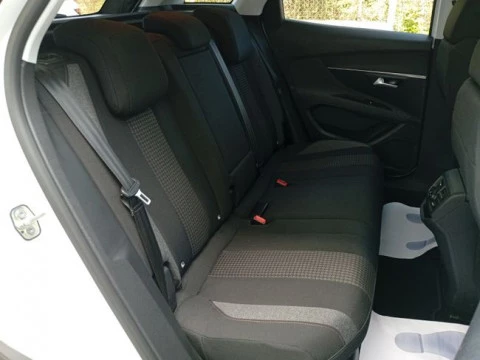 Peugeot 3008 1.5 BlueHDi 96kW (130CV) S&S Style
