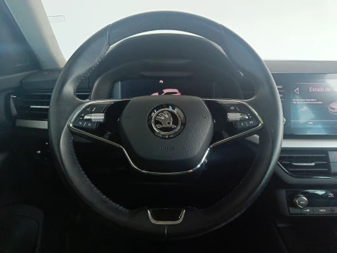 Skoda Kamiq 1.0 TSI 81kW (110CV) AMBITION
