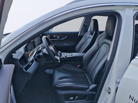 EBRO S700 1.6 TGDI Luxury 7 DCT