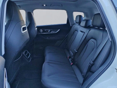 EBRO S700 1.6 TGDI Luxury 7 DCT