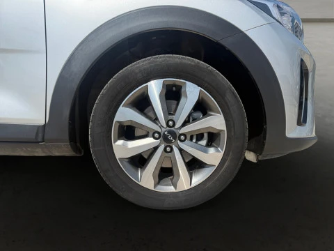 Kia Stonic 1.0 T-GDi 74kW (100CV) MHEV iMT Concept