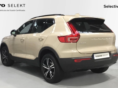 Volvo XC40 2.0 B3 PLUS DARK AUTO 163 5P