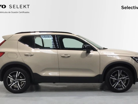 Volvo XC40 2.0 B3 PLUS DARK AUTO 163 5P