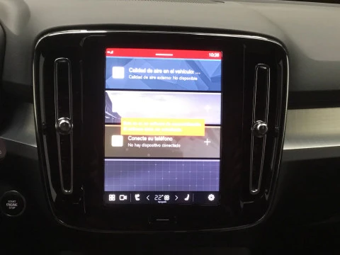 Volvo XC40 2.0 B3 PLUS DARK AUTO 163 5P