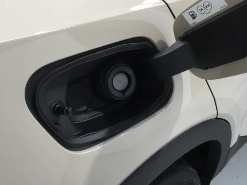 Volvo XC40 2.0 B3 PLUS DARK AUTO 163 5P