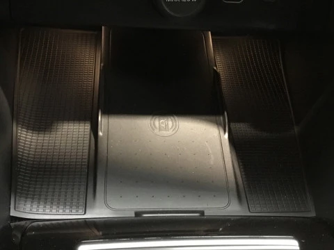 Volvo XC40 2.0 B3 PLUS DARK AUTO 163 5P