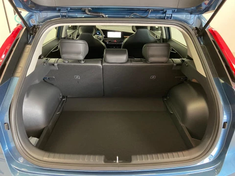 Kia Niro 1.6 GDi PHEV 126kW (171CV) Drive