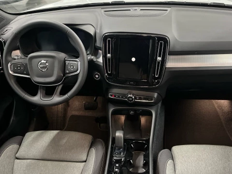 Volvo XC40 XC40 B3 PLUS DARK