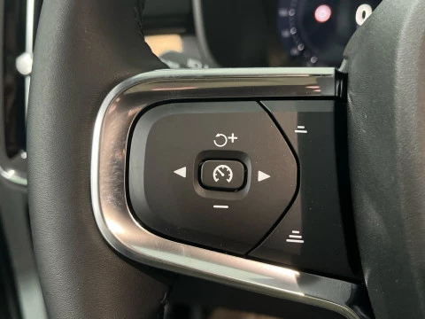 Volvo XC40 XC40 B3 PLUS DARK