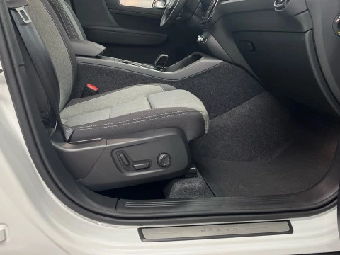 Volvo XC40 XC40 B3 PLUS DARK