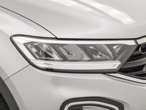 Volkswagen T-Roc 2.0 TDI 110KW DSG MAS 150 5P