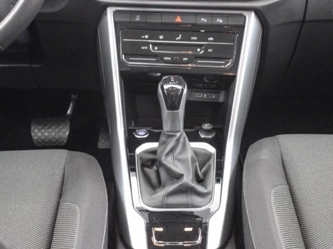Volkswagen T-Roc 2.0 TDI 110KW DSG MAS 150 5P
