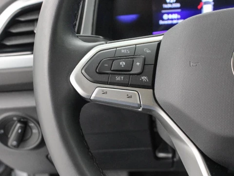 Volkswagen T-Roc 2.0 TDI 110KW DSG MAS 150 5P