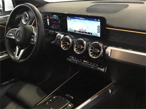 Mercedes-Benz GLB 200 d