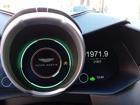 Aston Martin DBS Superleggera 5.2 V12