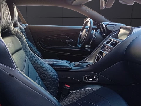 Aston Martin DBS Superleggera 5.2 V12