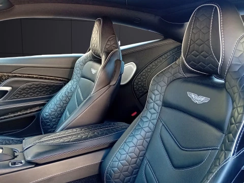 Aston Martin DBS Superleggera 5.2 V12