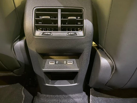 Peugeot 308 5P Allure BlueHDi 130 S&S EAT8