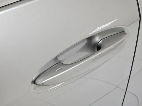 Lexus UX 2.0 300h UX Plus