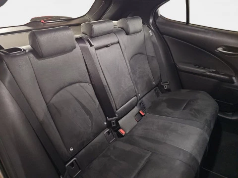 Lexus UX 2.0 300h UX Plus