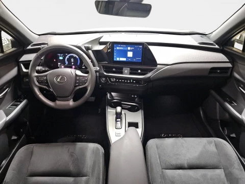 Lexus UX 2.0 300h UX Plus