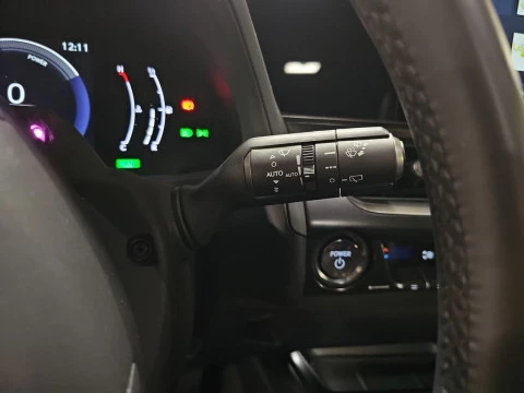 Lexus UX 2.0 300h UX Plus