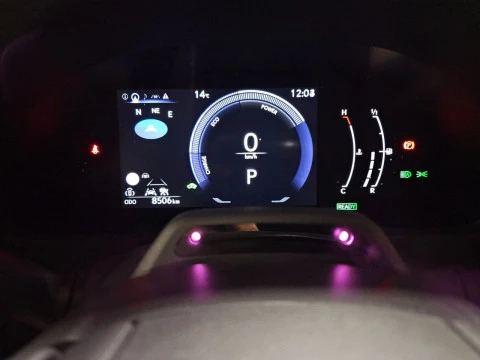 Lexus UX 2.0 300h UX Plus